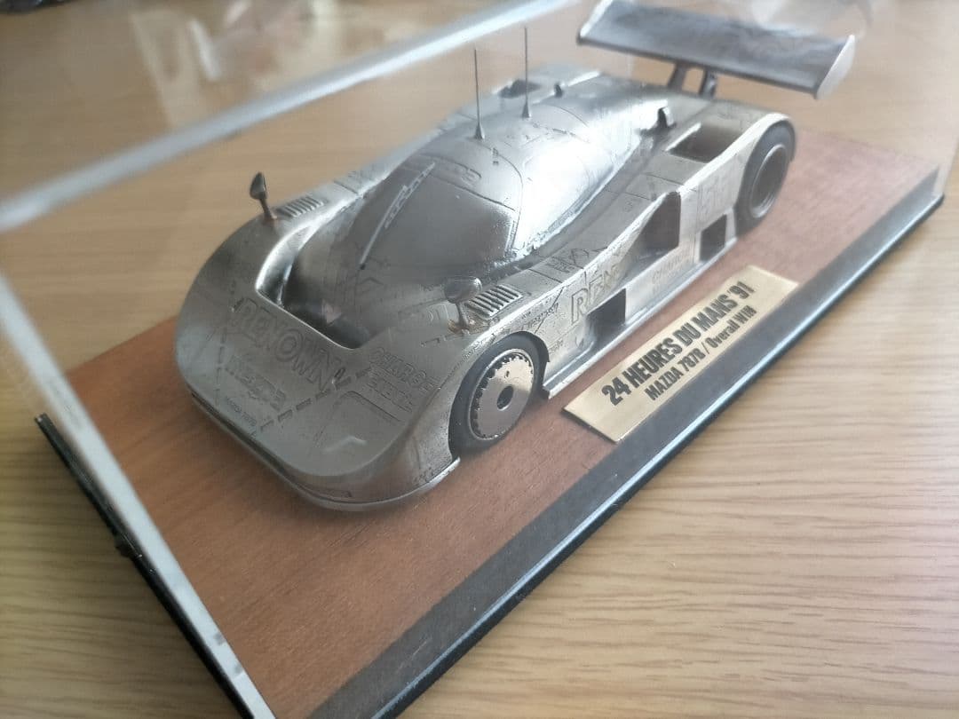 値引き不可 マツダ 787B ル・マン耐久レース 優勝記念 モデルカー
