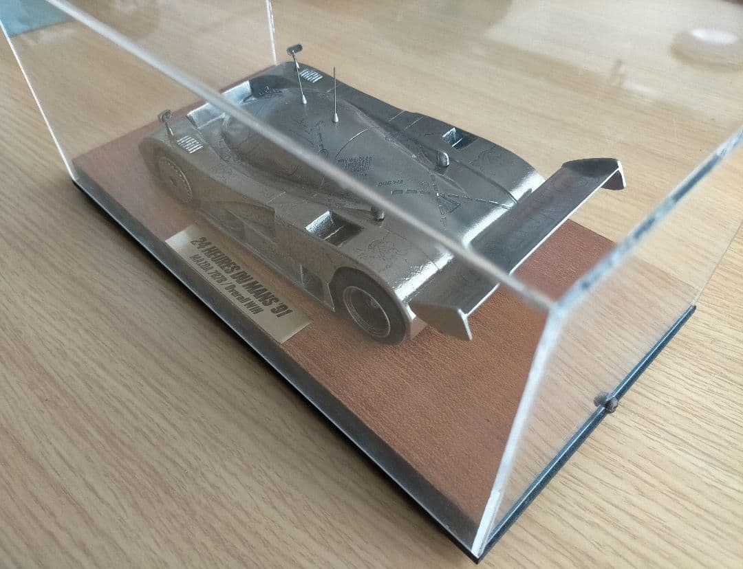 値引き不可 マツダ 787B ル・マン耐久レース 優勝記念 モデルカー