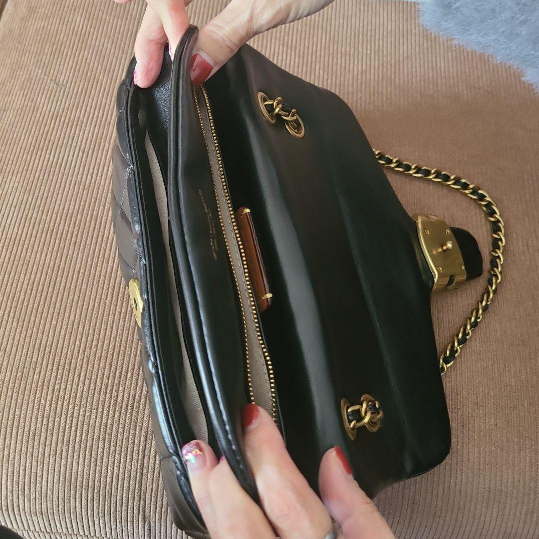 COACH タビー ブラック キルティング ショルダーバッグ、