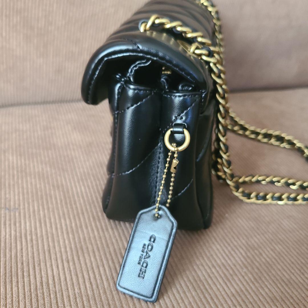 COACH タビー ブラック キルティング ショルダーバッグ、