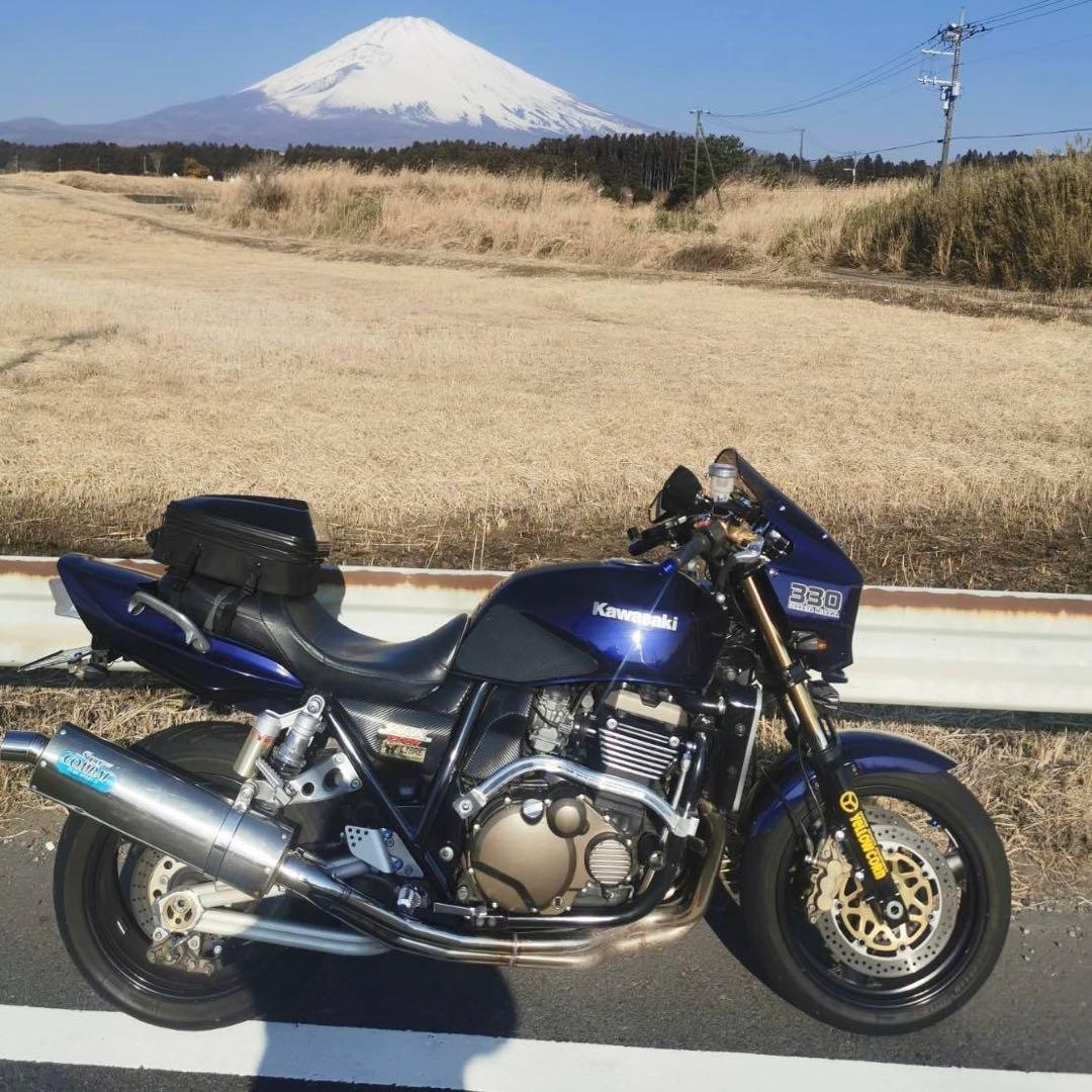 ZRX1200R 中古外装セット　バイクパーツ　Kawasaki ネイキッド