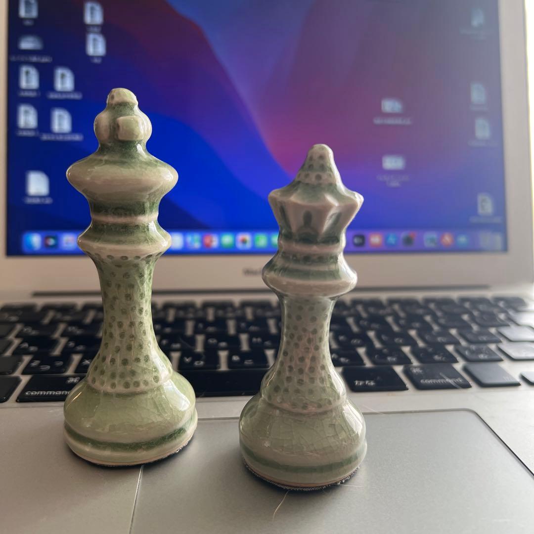 【新品未使用】タイセラドン焼チェス駒セット