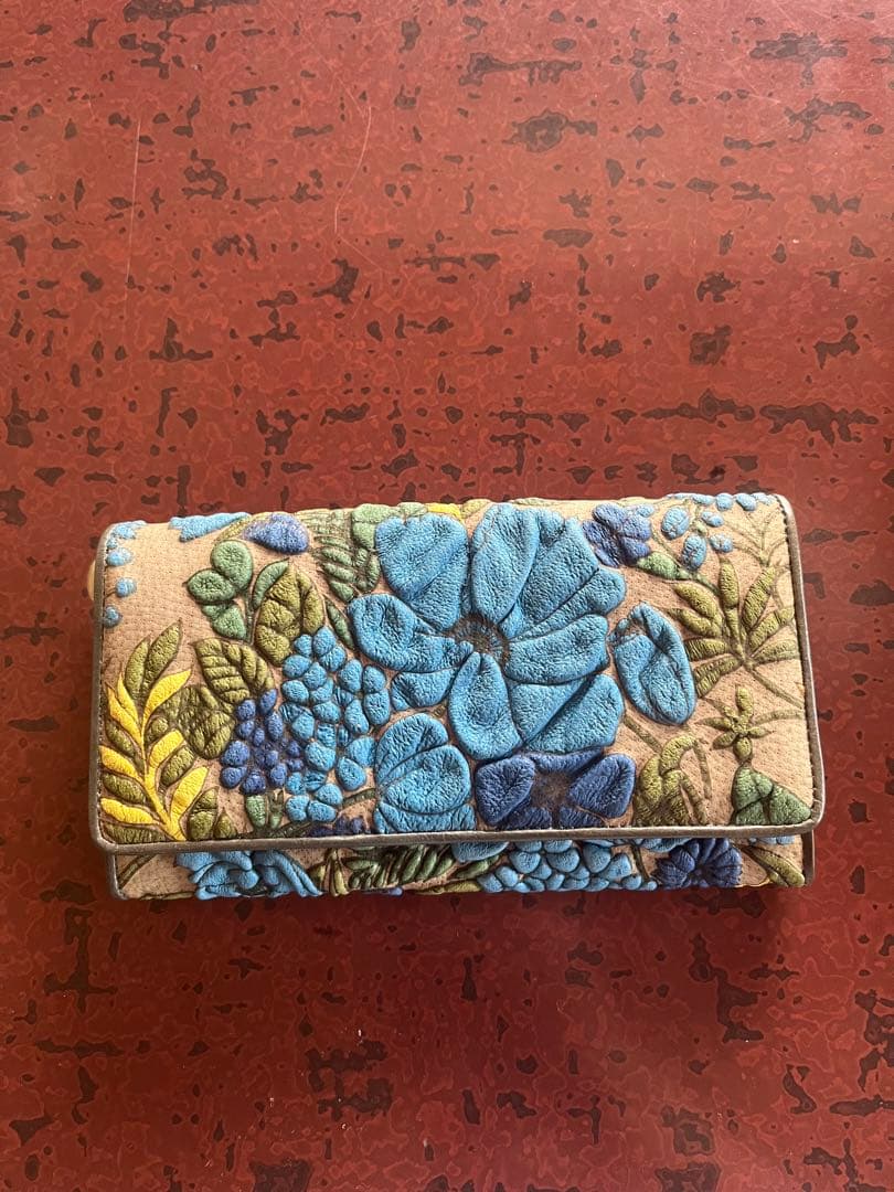 【未使用】デコブランシェ長財布