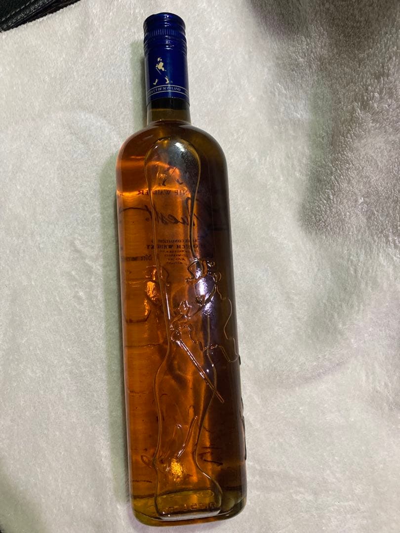 ジョニー・ウォーカー クエスト 750ml