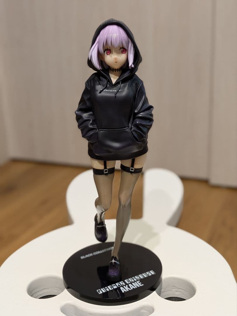 グリッドマン ZOZO BLACK COLLECTION 新条アカネ フィギュア