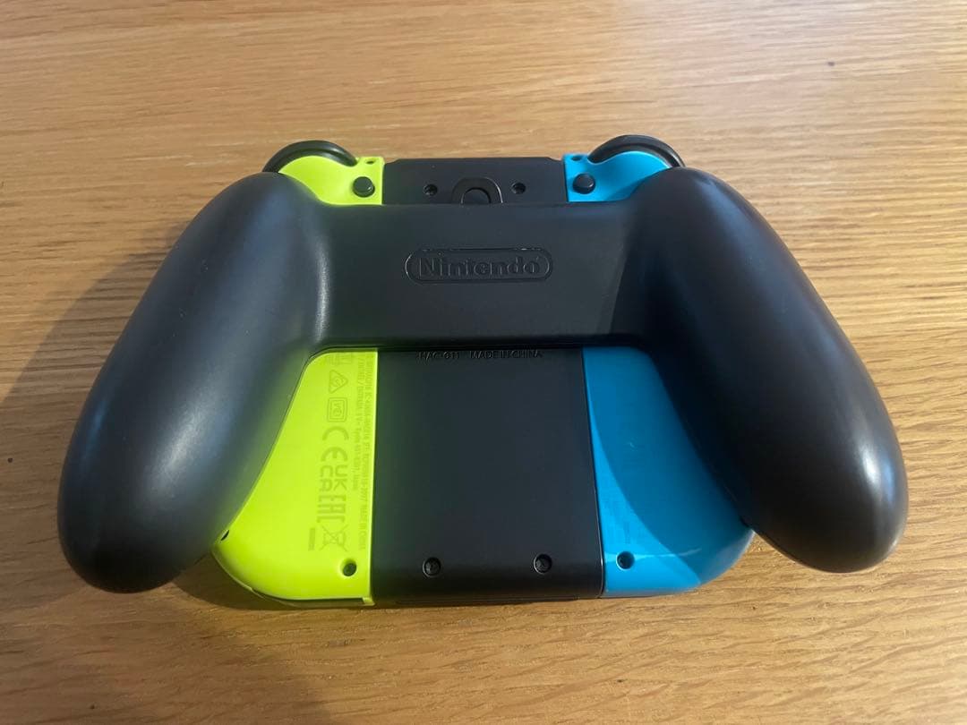 Nintendo Switch 本体 青色/黄色