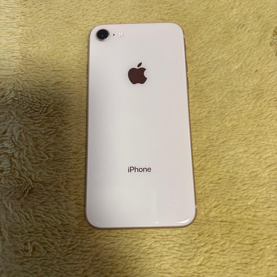 Apple iPhone 8 　64GB 本体