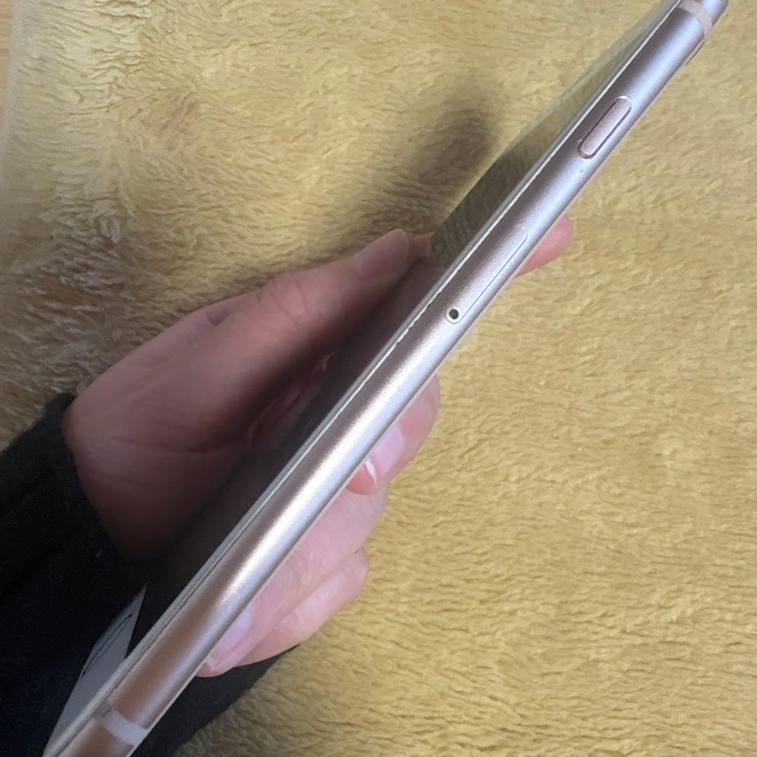 Apple iPhone 8 　64GB 本体