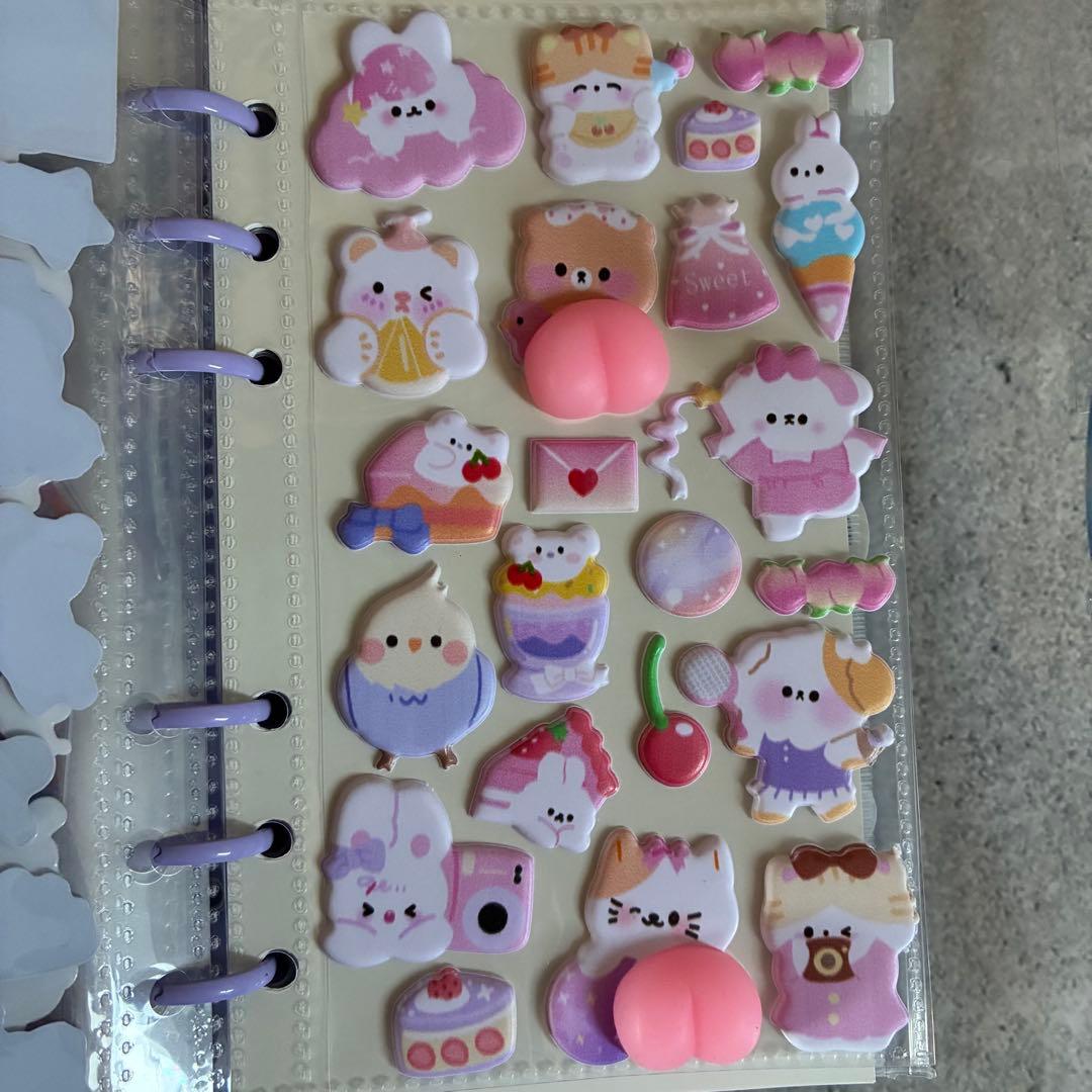 箱入り❤️プレゼントラッピング済❤️シール帳完成品A6サイズ13ページ＋レフィル５枚