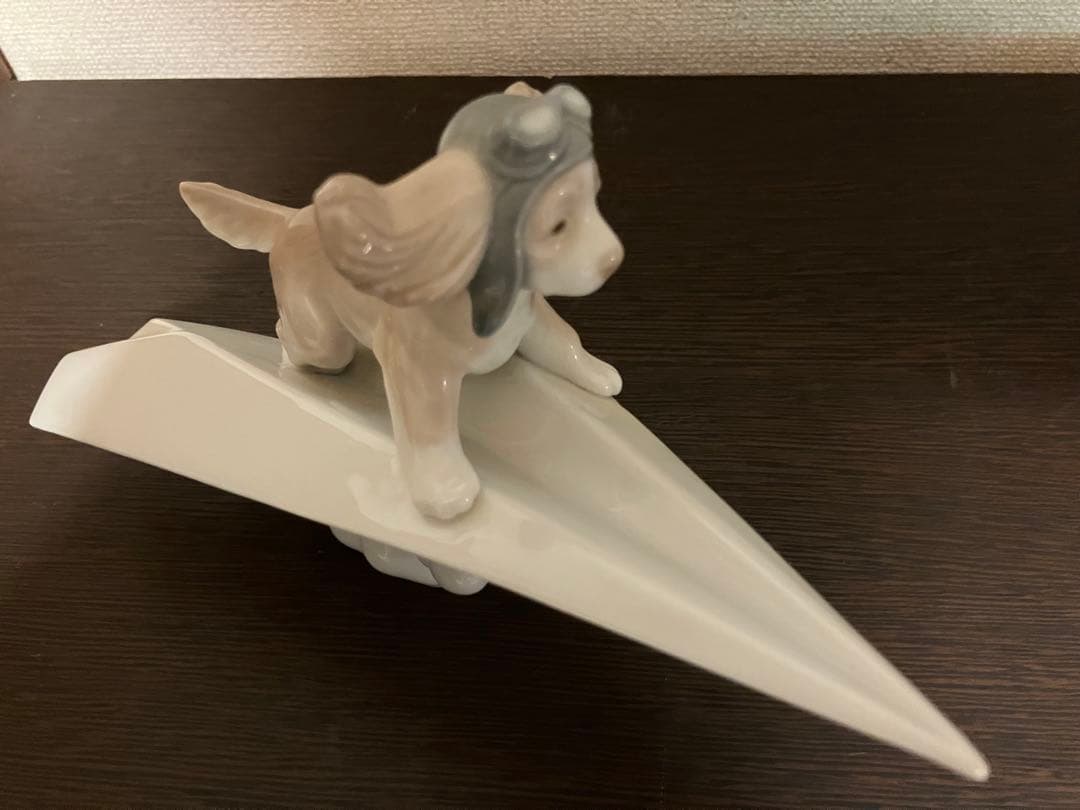 LIADRO リアドロ 犬と紙飛行機 可愛いパイロット