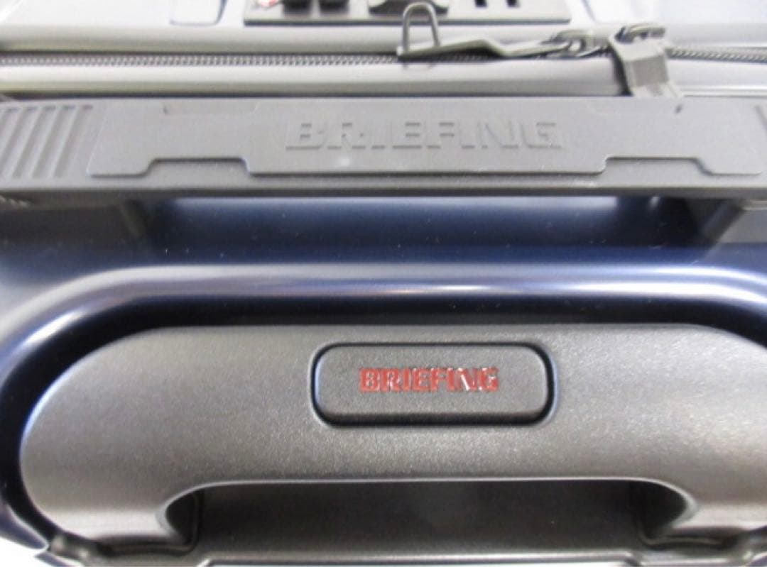 【新品未使用タグ付き】BRIEFING スーツケース H-34F SD PLUS