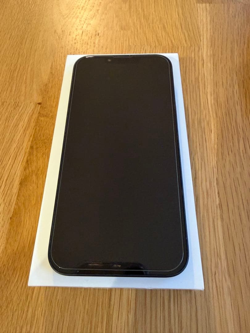 美品　iPhone 13 MIDNIGHT 256GB
