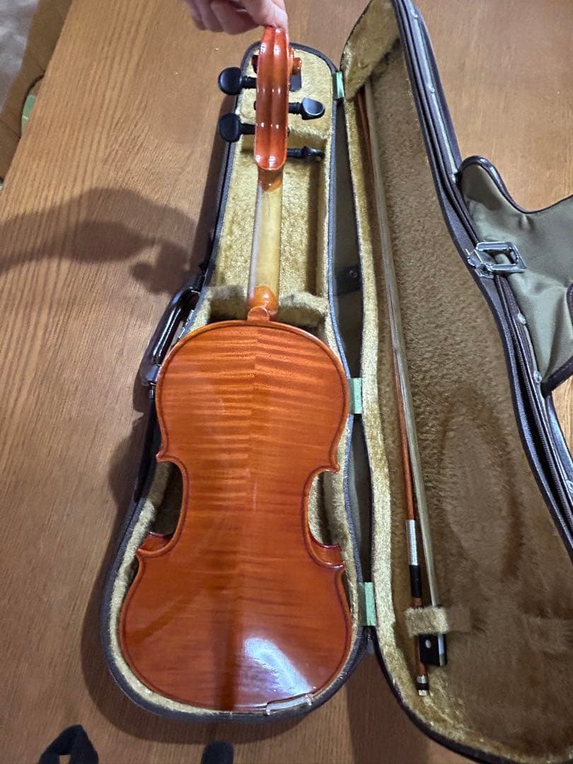 スズキバイオリン3/4 弓、ケース付き