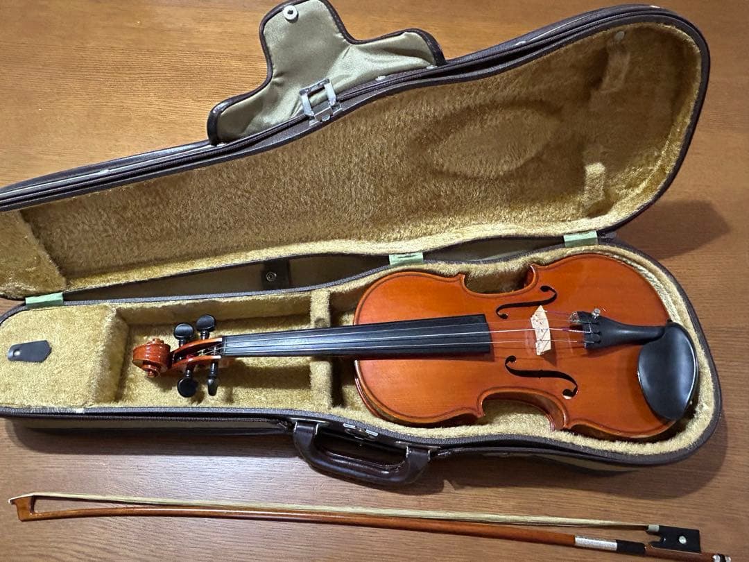 スズキバイオリン3/4 弓、ケース付き