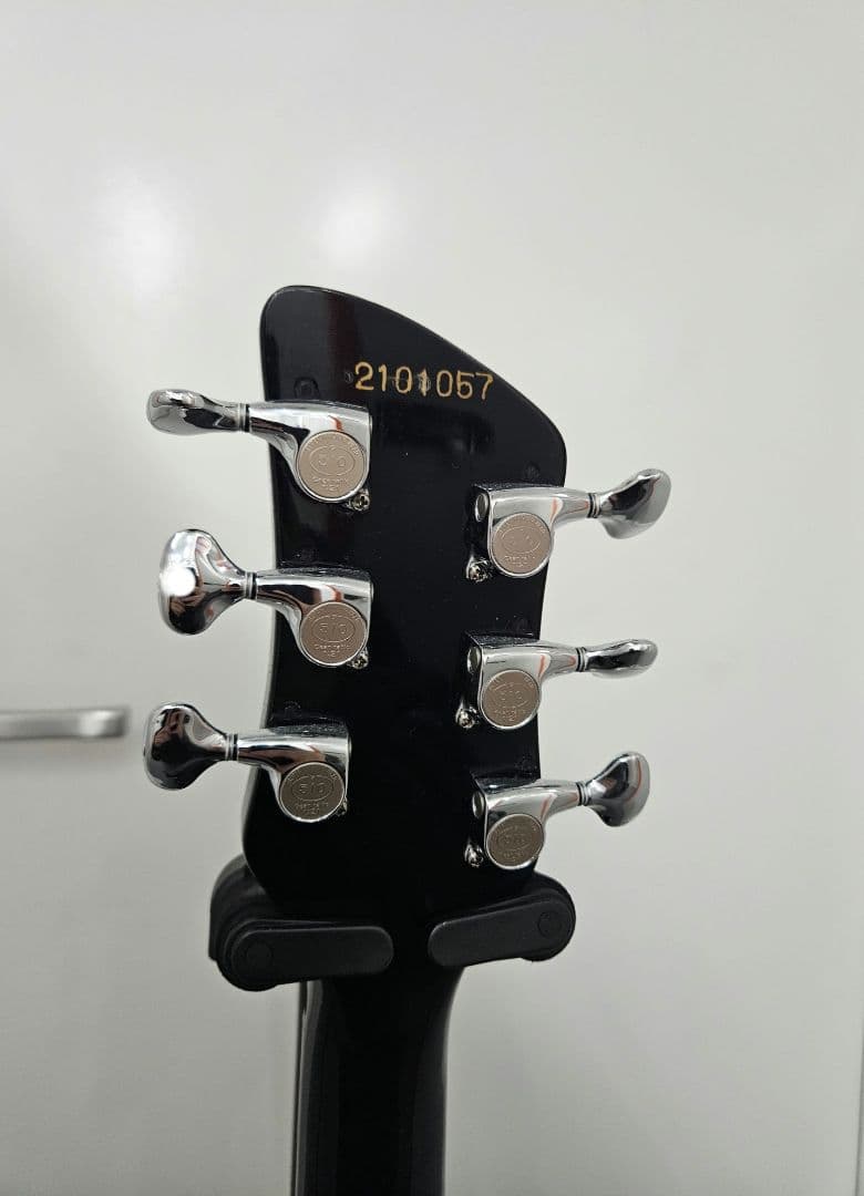 82年製ARIAPro2 Rickenbacker 320 レプリカ