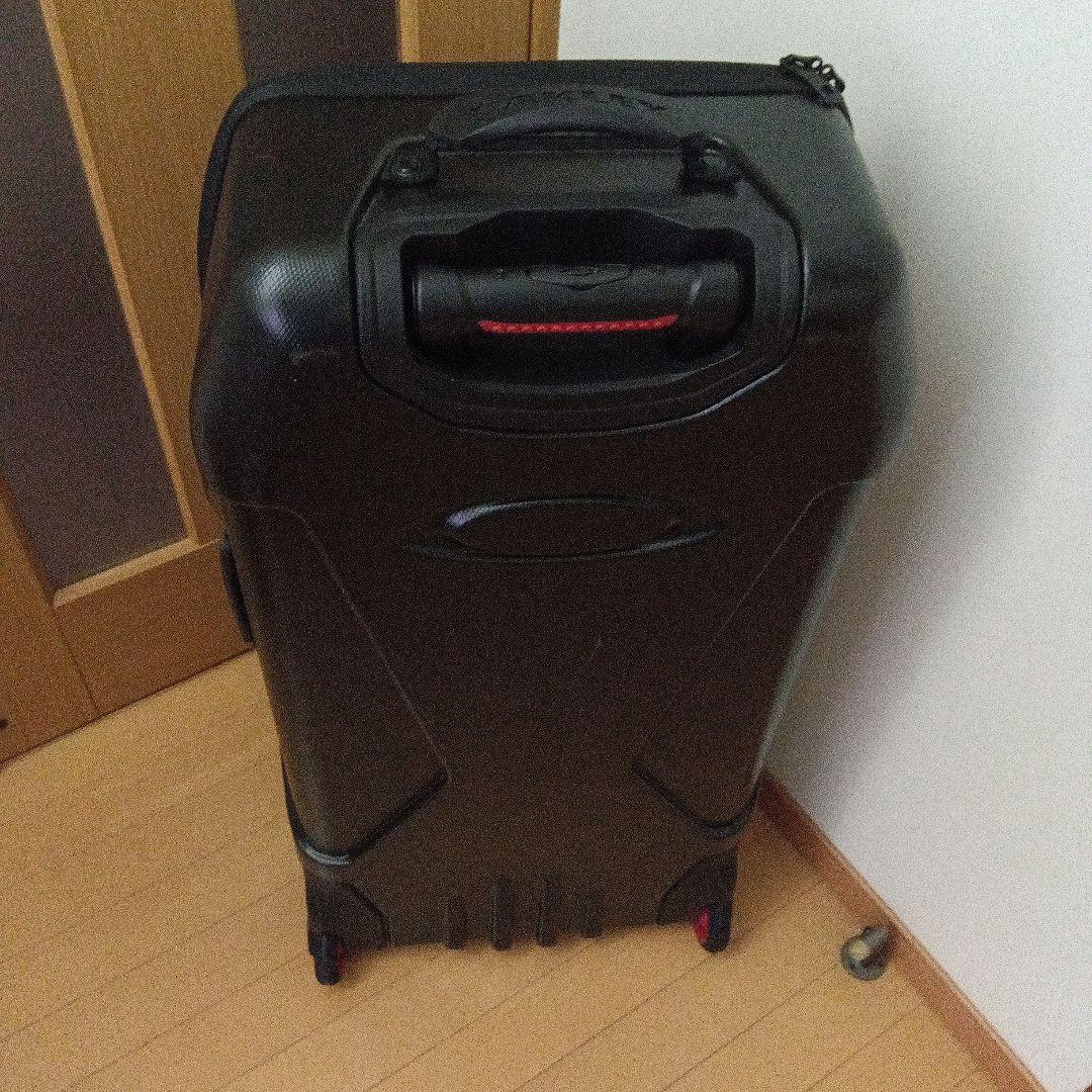 OAKLEY オークリー 大容量 キャリーバッグ スーツケース