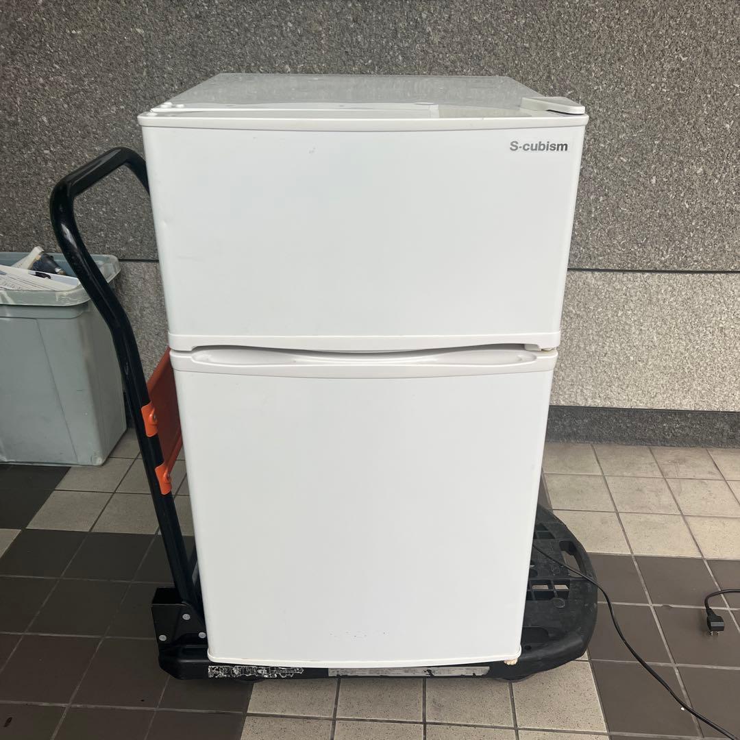 S-cubism 2ドア冷蔵庫 R-90WH 一人暮らし用