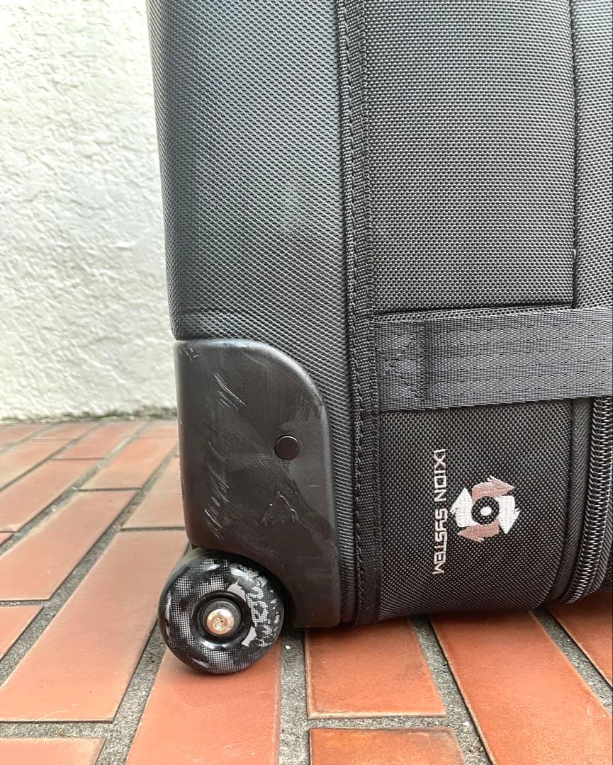 【〜1/3】バートン Burton Wheelie Cargo 65L ブラック