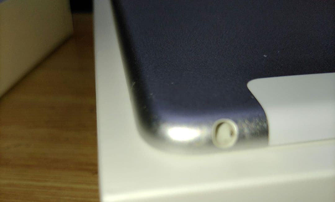 iPad本体 iPad mini 4 128GB Wi-Fi + Cellular