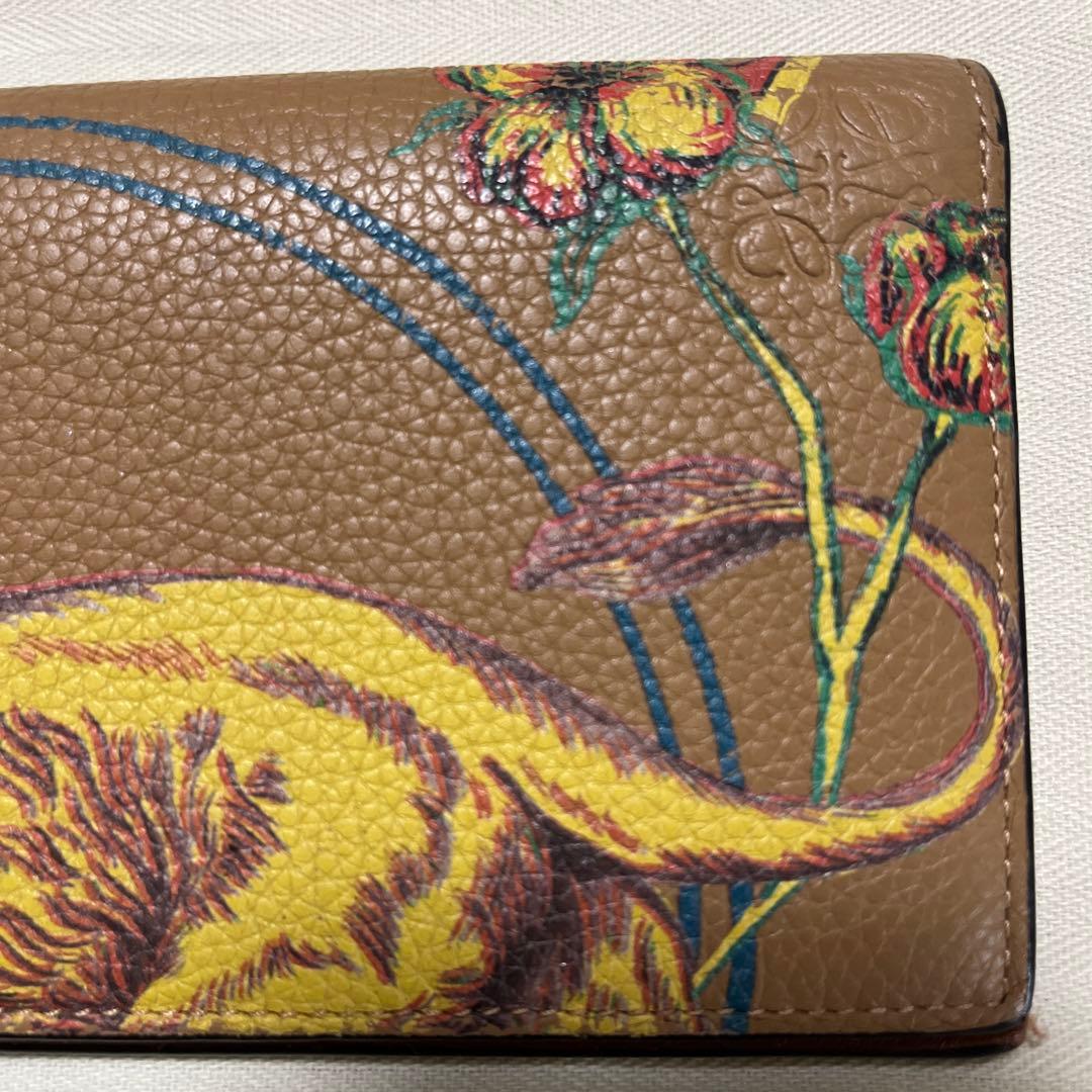 LOEWE ブラウンレザー 折り財布