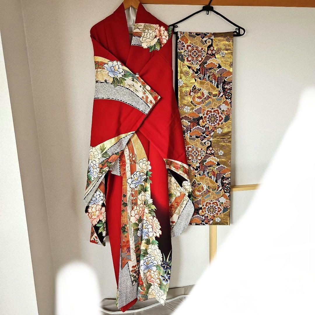 京都きもの友禅　振り袖　帯　長襦袢　3点　金彩　絞り　牡丹　蝶