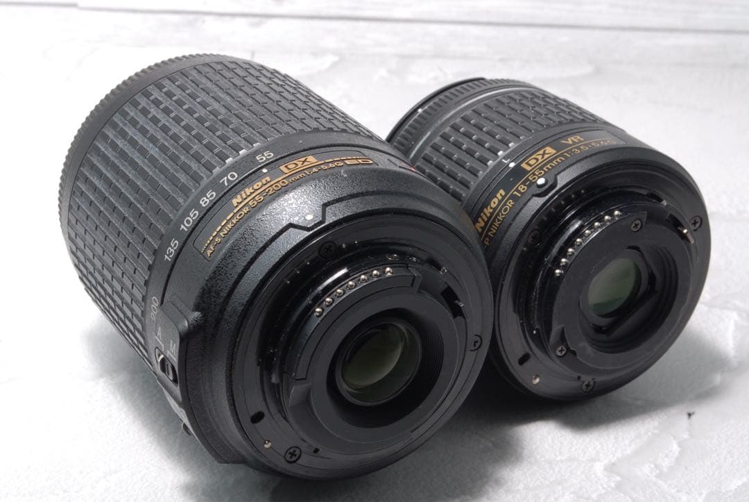 美品Nikon D5600 ダブルレンズ Wi-Fi・Bluetooth機能搭載