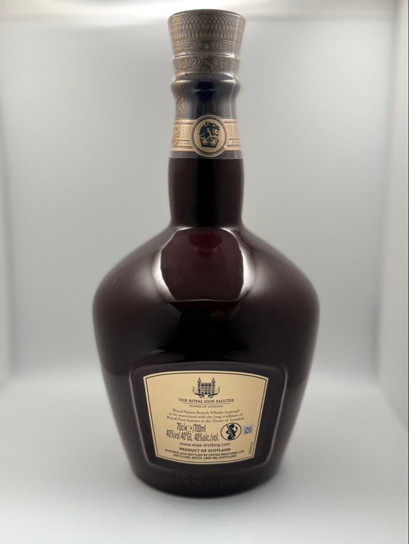  Salute 21年 スコッチウイスキー　赤ボトル