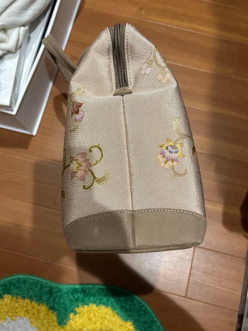 和装バッグ 美品 逸品 OKAJIMA 共箱付　象 花唐草 金彩 正絹 和装小物