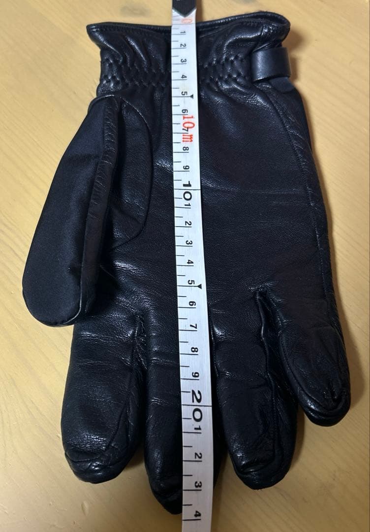 PRADAレザー ブラック 裏地カシミアサイズ9