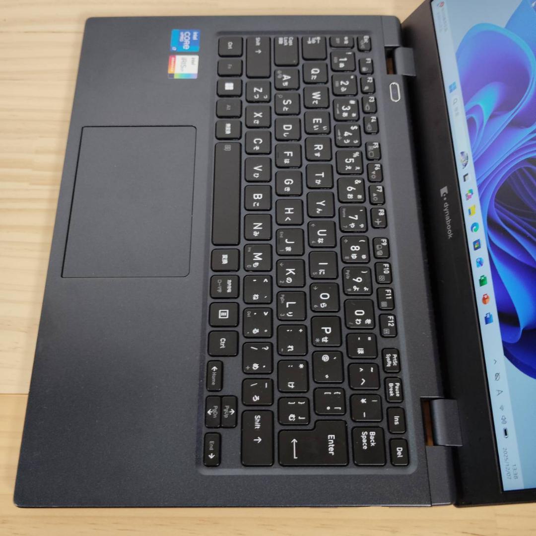 美品 爆速 Dynabook G83/HU 第11世代i7搭載 16GB 512