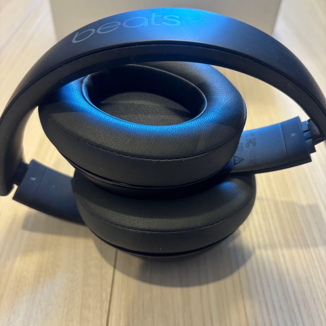 ヘッドホン beats Studio wireless BLACK