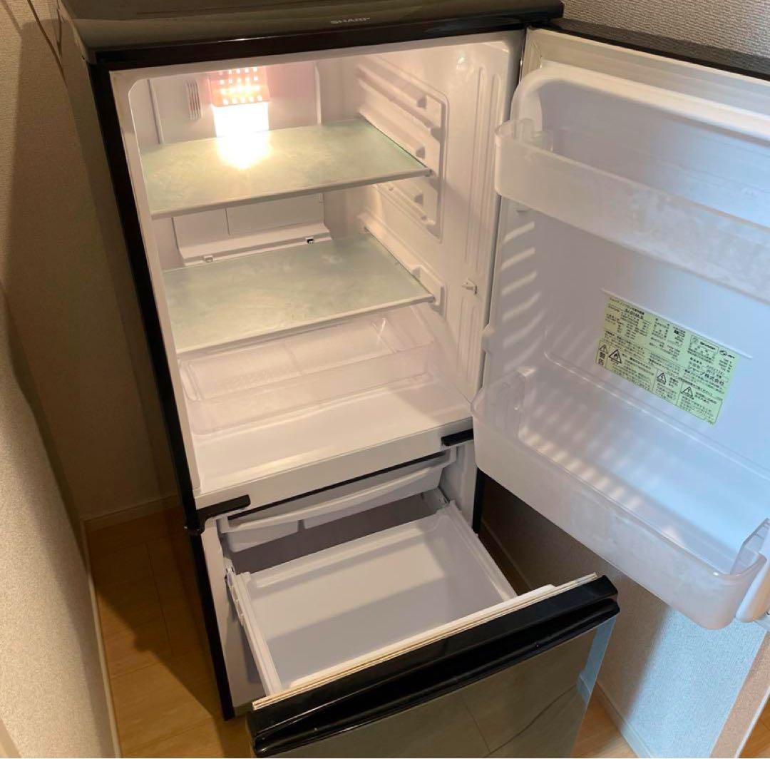 SHARP 冷蔵庫 いのうえ110aページ