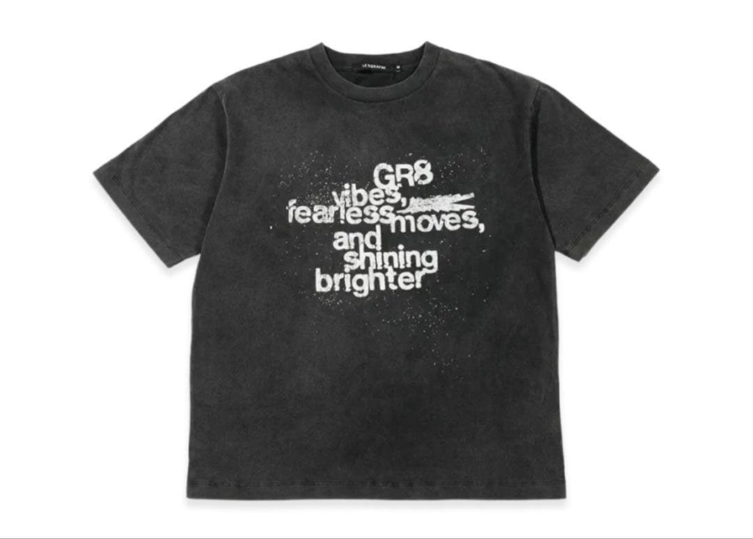 【新品未使用】LE SSERAFIM x GR8 T-Shirt \