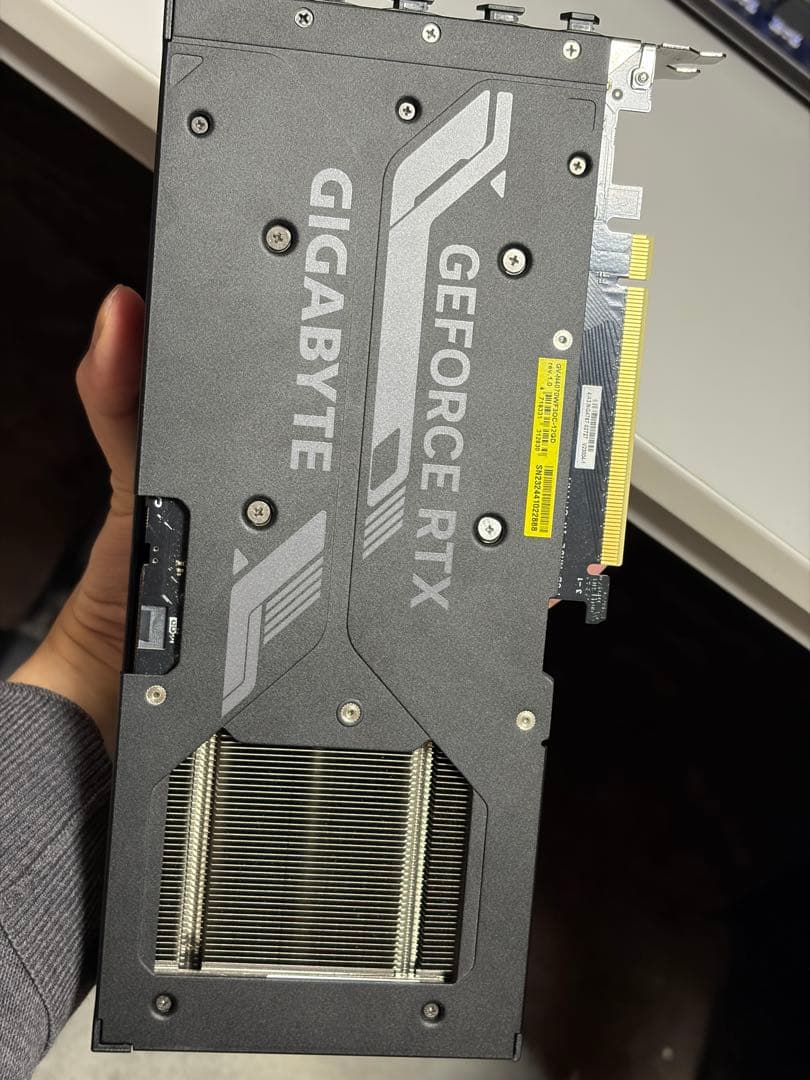 グラフィックボード・グラボ・ビデオカード GIGABYTE GEFORCE RTX4070 12G
