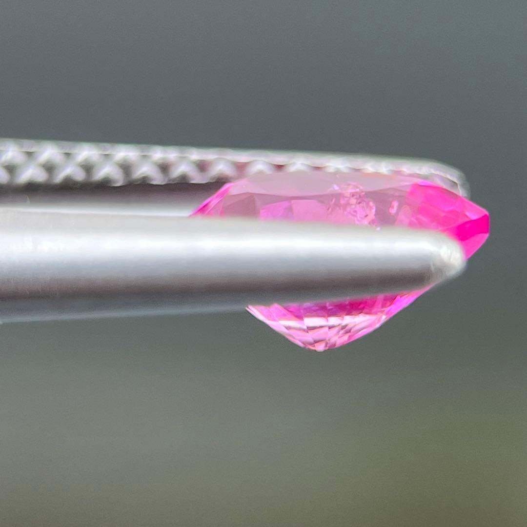 スリランカ産非加熱天然ピンクサファイアルース