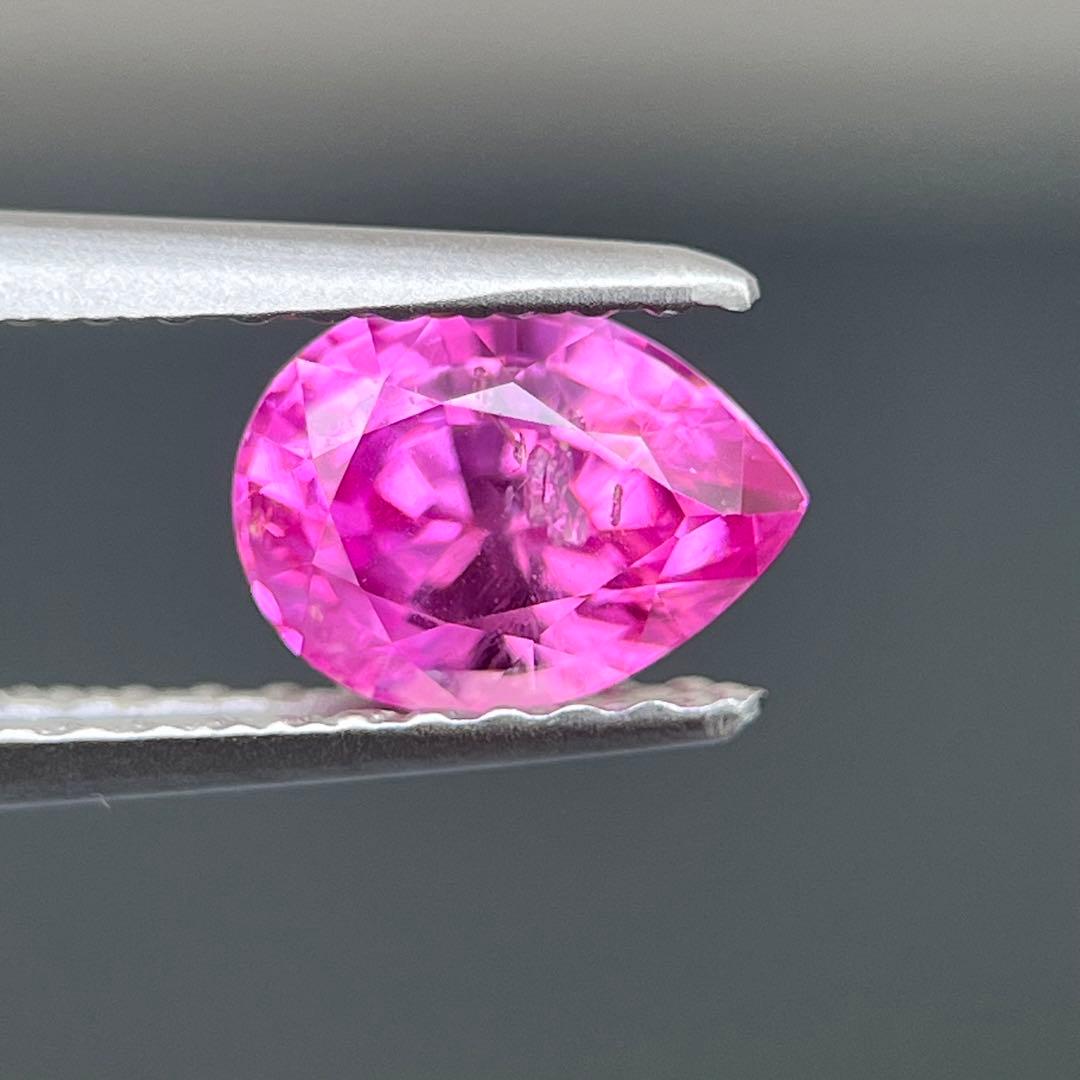 スリランカ産非加熱天然ピンクサファイアルース