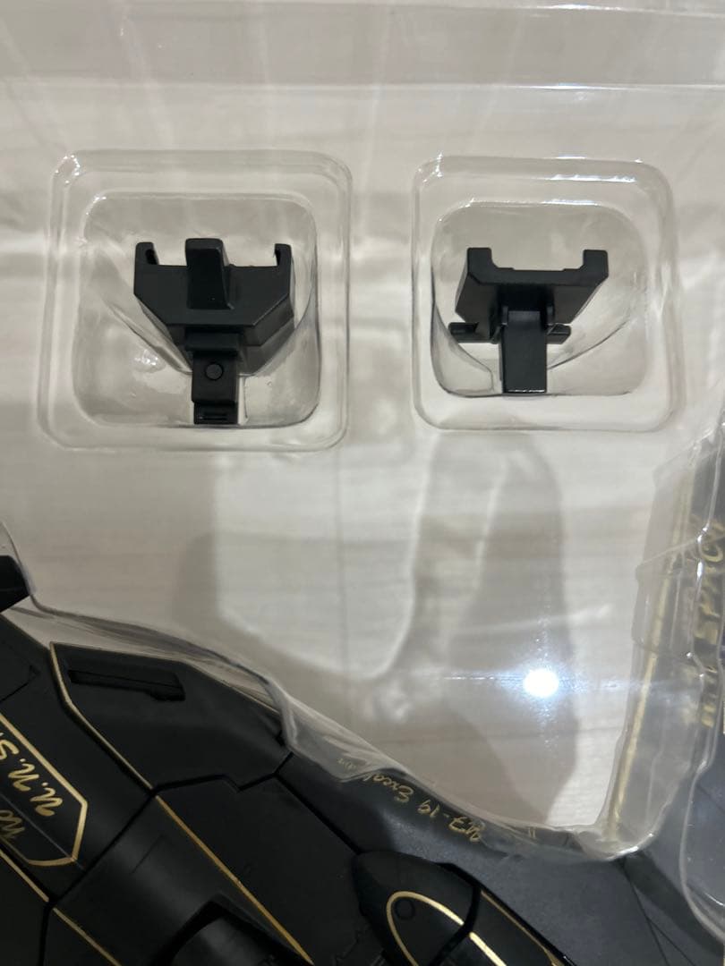 YAMATO　マクロスプラス　完全変形YF-19　25周年記念モデル