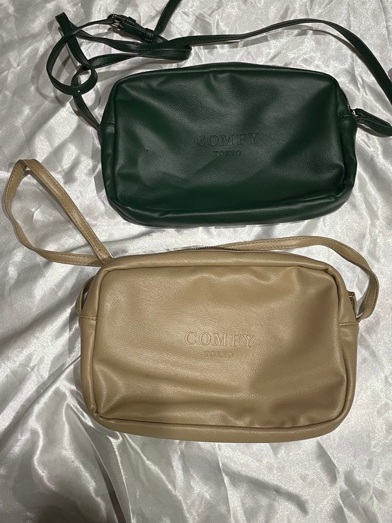 COMFY ショルダーバッグ