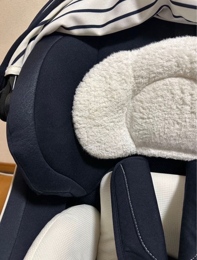 コンビ 新生児チャイルドシート クルムーヴ JJ-550ネイビー　抱っこ紐