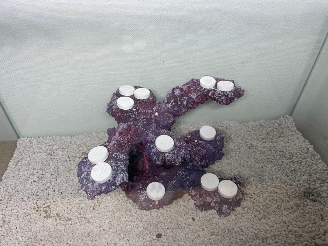 【送料無料】人工ライブロック　PHR23／12穴加工　アク抜き済み安心塗料使用