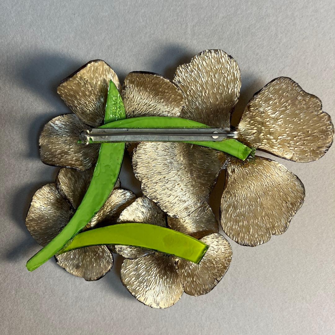 アビステ　フランス製花びらモチーフブローチ