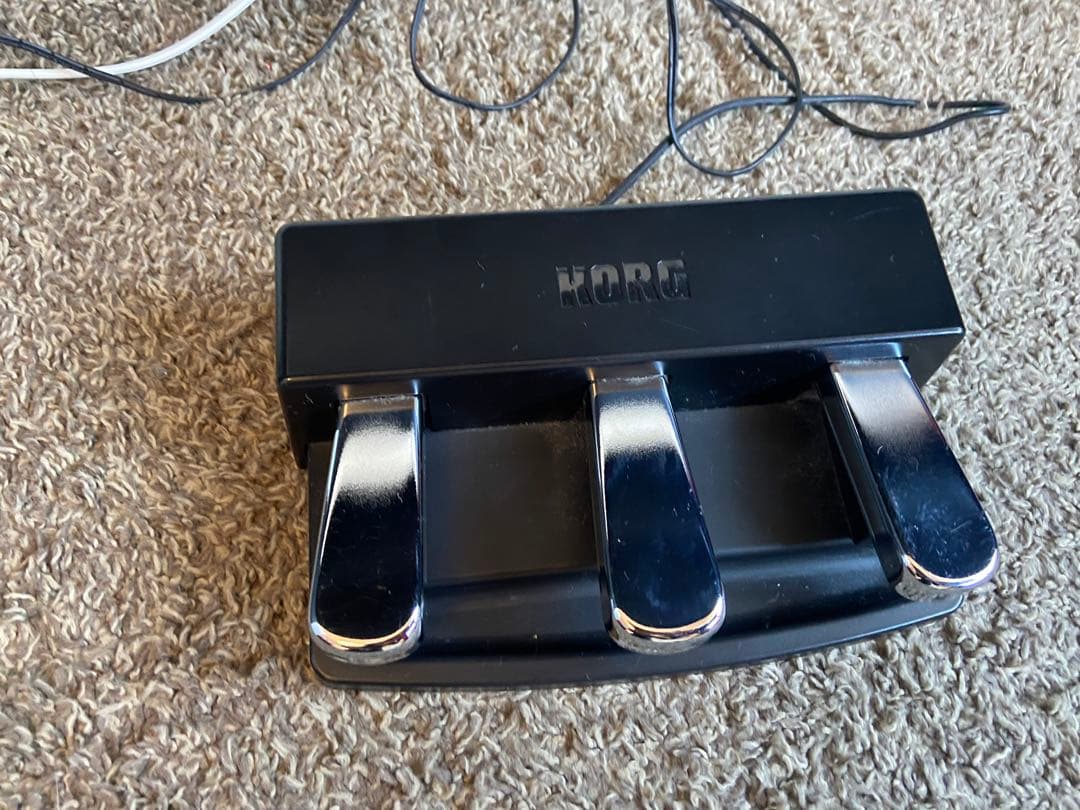 【直接引取限定・湘南】KORG LP-180 電子ピアノ 88鍵盤 3本ペダル付