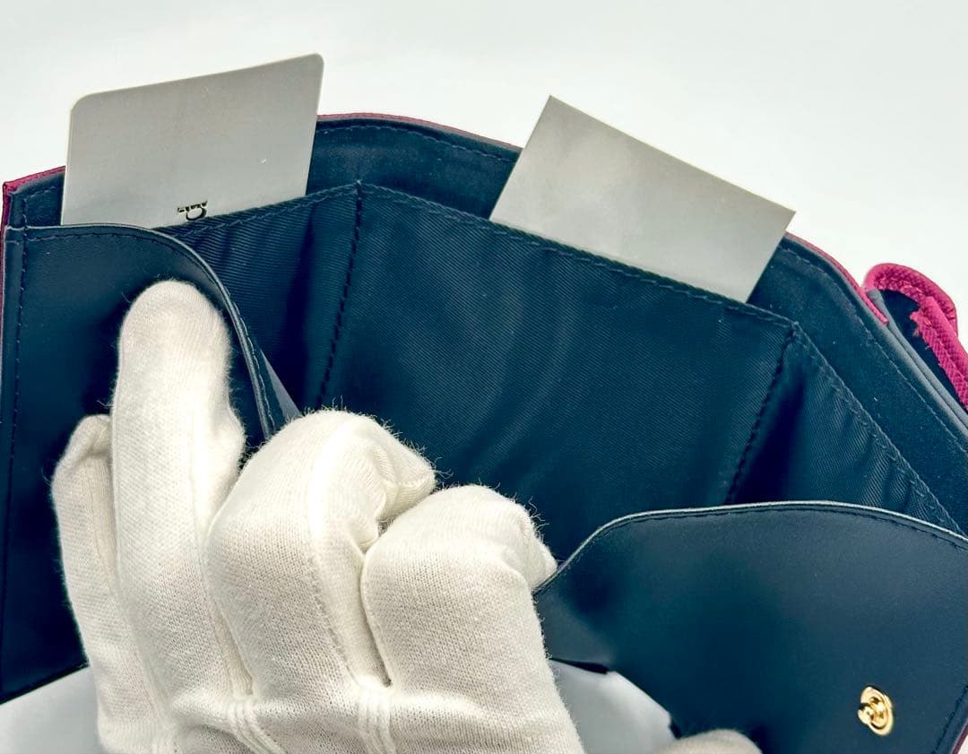 【最新✦希少】Vivienne Westwood 三つ折り財布 レッド 赤