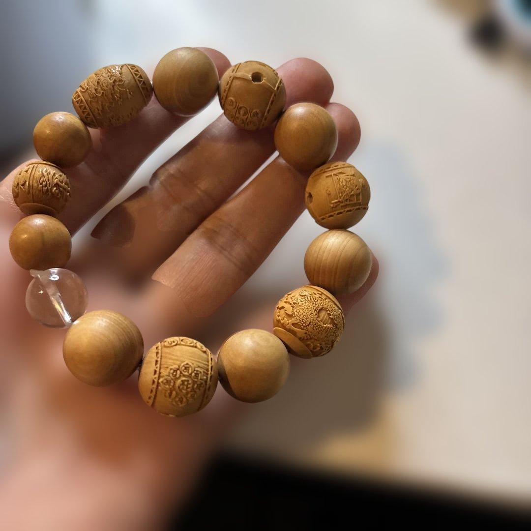 柘植と水晶！落ち着く！愛染明王様！空海様！龍神様！ズーンて感じ！