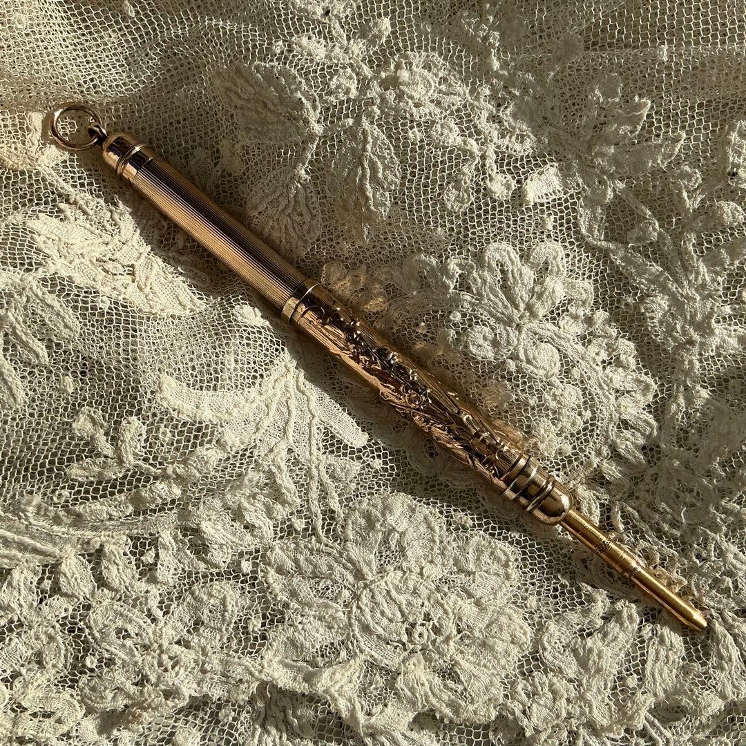 【D】フランスアンティーク　レアカラー♡　すずらん　ペンシル　ペンダント