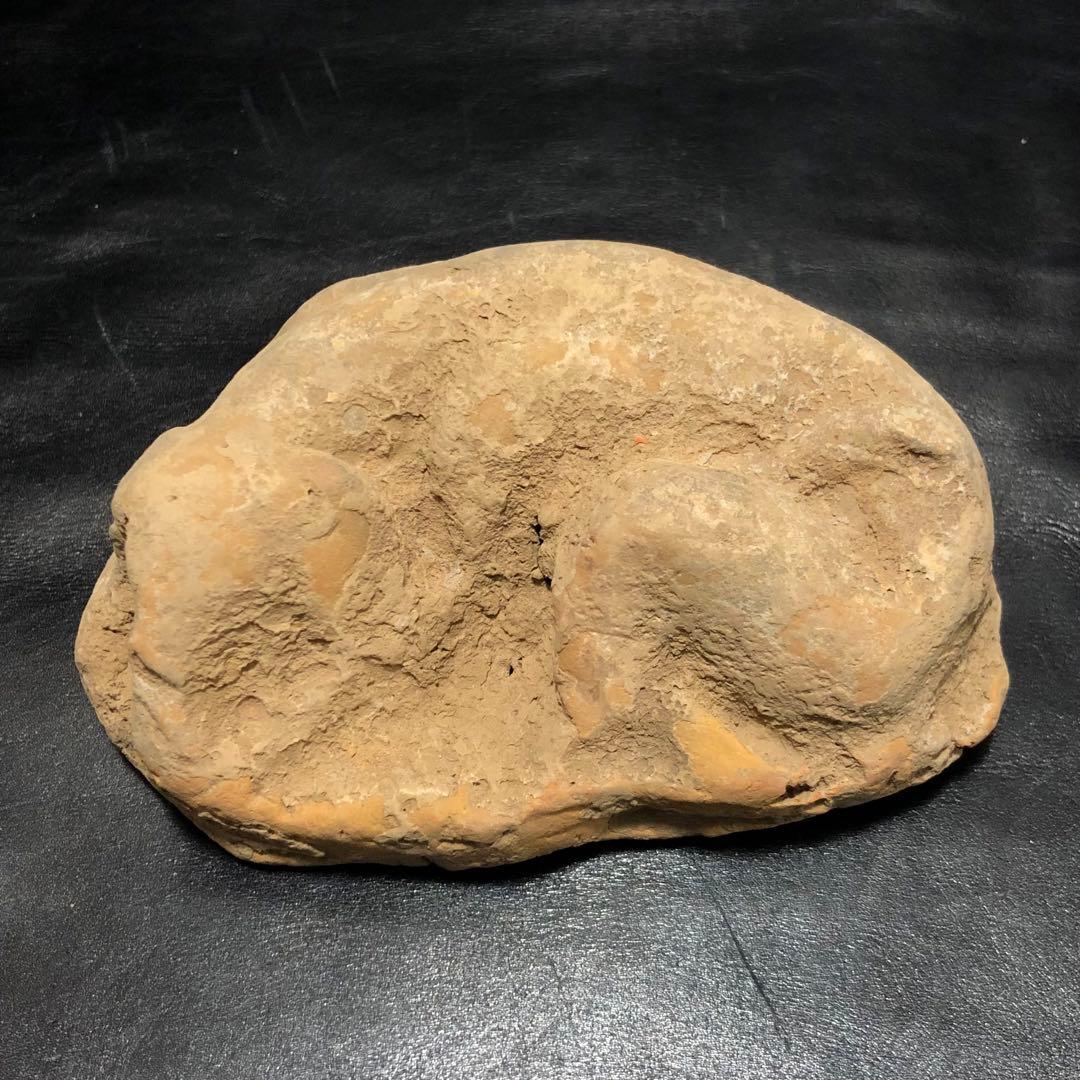 蔵から中国古銭と一緒の箱から出てきた 5体の内の1体　 犬イヌ中国古美術土器