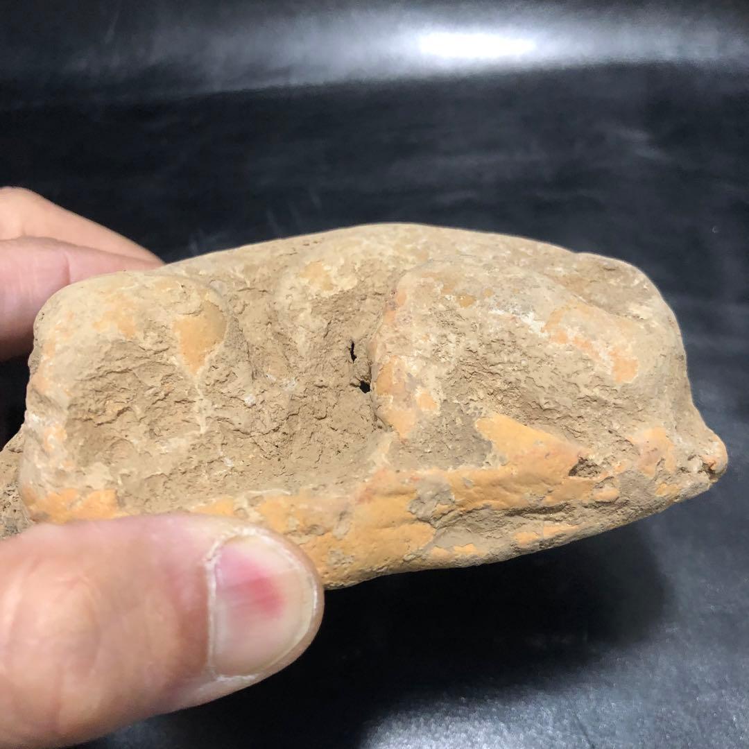 蔵から中国古銭と一緒の箱から出てきた 5体の内の1体　 犬イヌ中国古美術土器