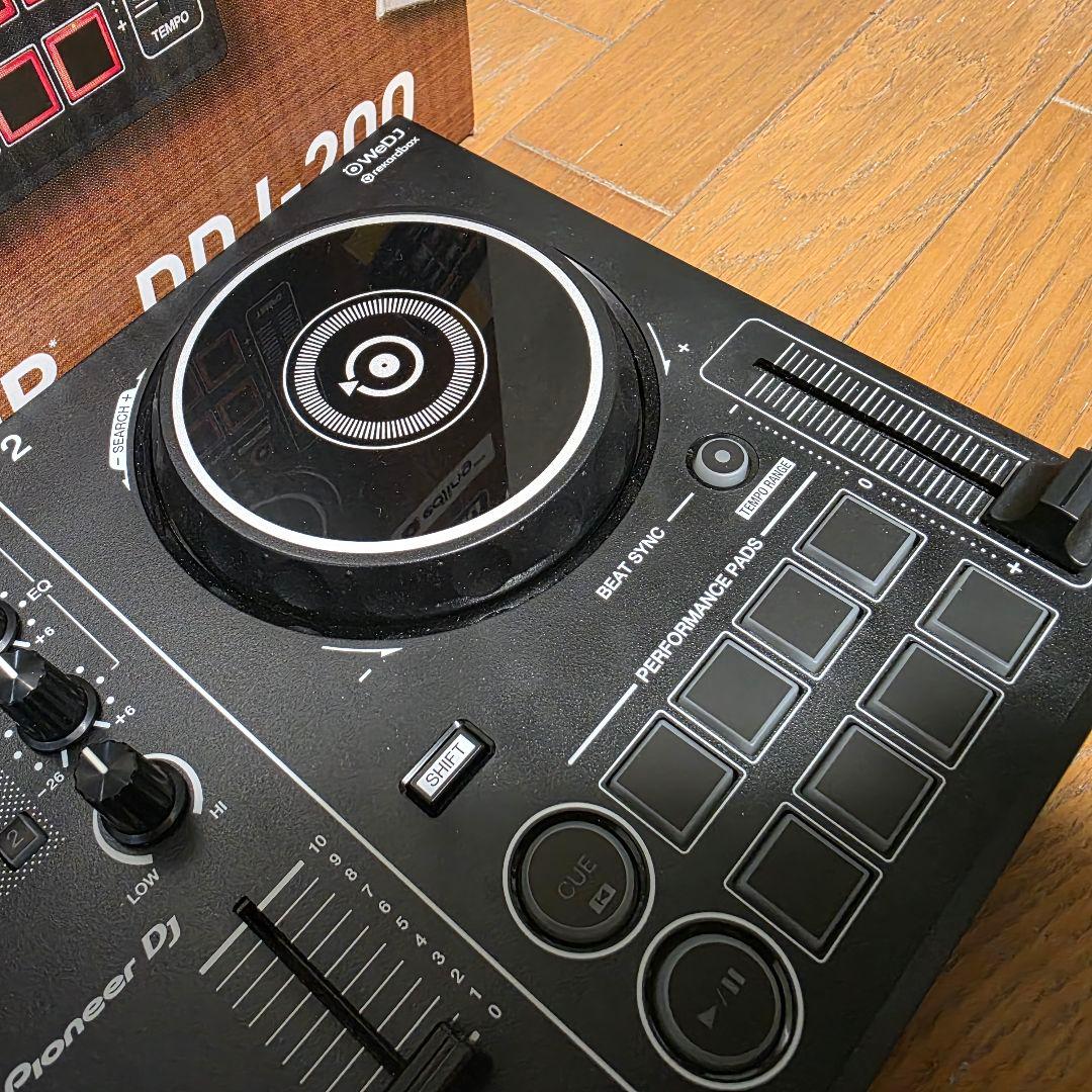 美品‼Pioneer DJ(パイオニア)DJコントローラー　DDJ-200