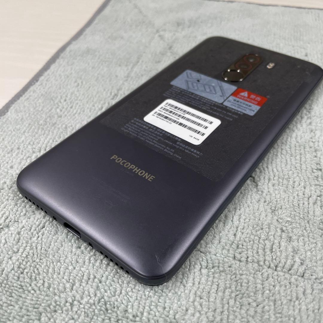 POCOPHONE F1 6GB RAM ストレージ64GB