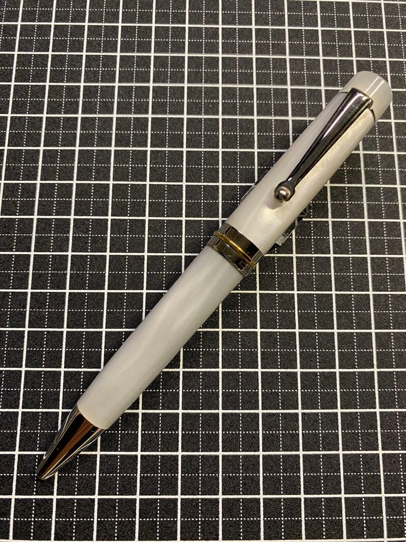 DELTA Vintage-Collection White ボールペン